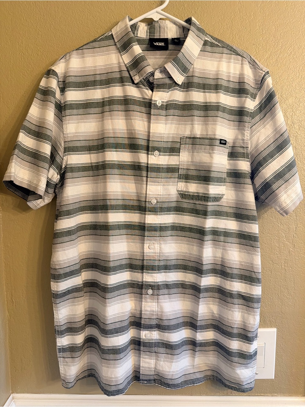 Vans Men's gray cotton Striped Button-Down Shirt